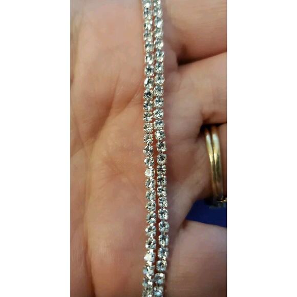 Sparkly Clear Teardrop Rhinestone Pendant Necklace & Earrings Set, Silver Tone - Picture 7 of 12